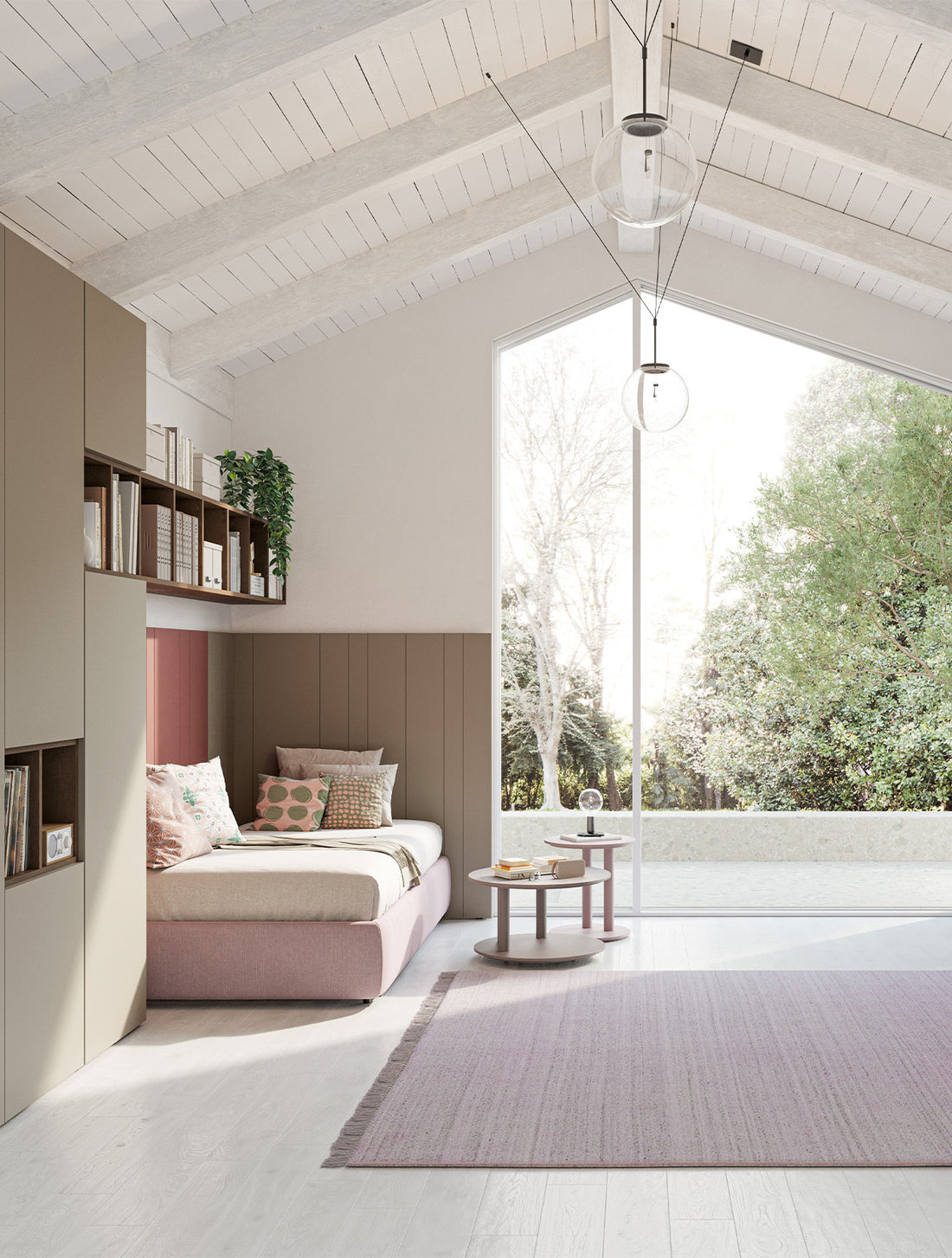 Cameretta luminosa con letto singolo rosa e beige, ampio armadio, scrivania con libreria, tappeto rosa e grande finestra panoramica.